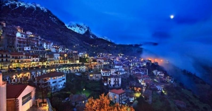 Η μικρή πόλη δίπλα στην Αθήνα που κάνει τη Μύκονο να μοιάζει.. ερημονήσι