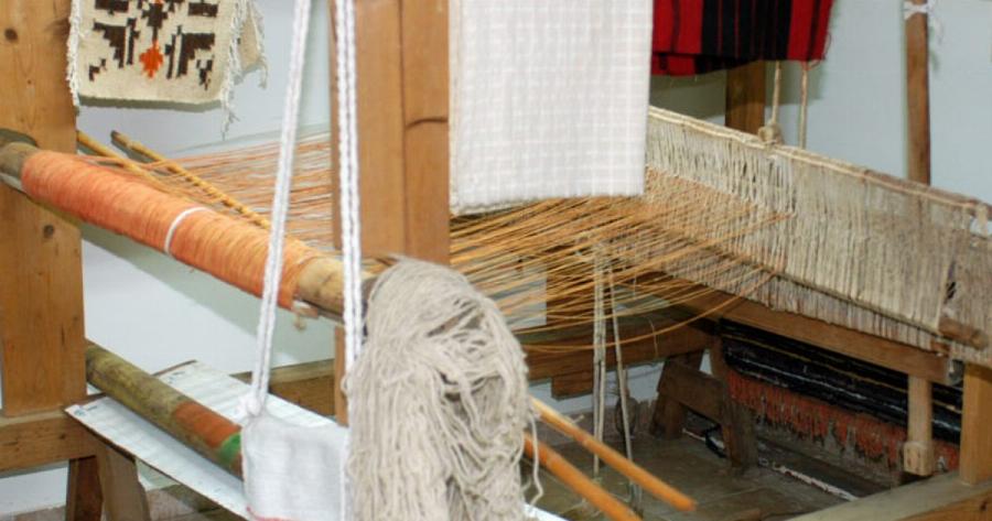 Αργαλειός..πως γινόταν οι , βελέντζες, τα κιλίμια, οι κάπες, και τα σαγίσματα;!