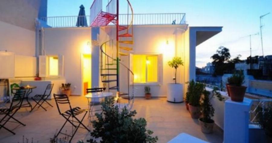 Το διαμέρισμα στο Μοναστηράκι που θα σου αποδείξει ότι δεν χρειάζεσαι πολλά χρήματα για να μεταμορφώσεις το σπίτι σου