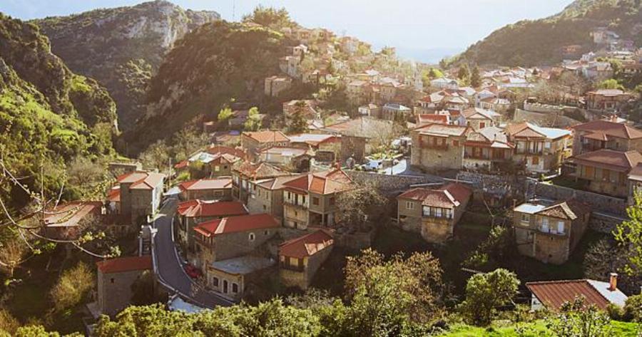 Αυτά είναι τα Ωραιότερα Χωριά της Αρκαδίας για να Επισκεφτείτε τον Οκτώβριο!