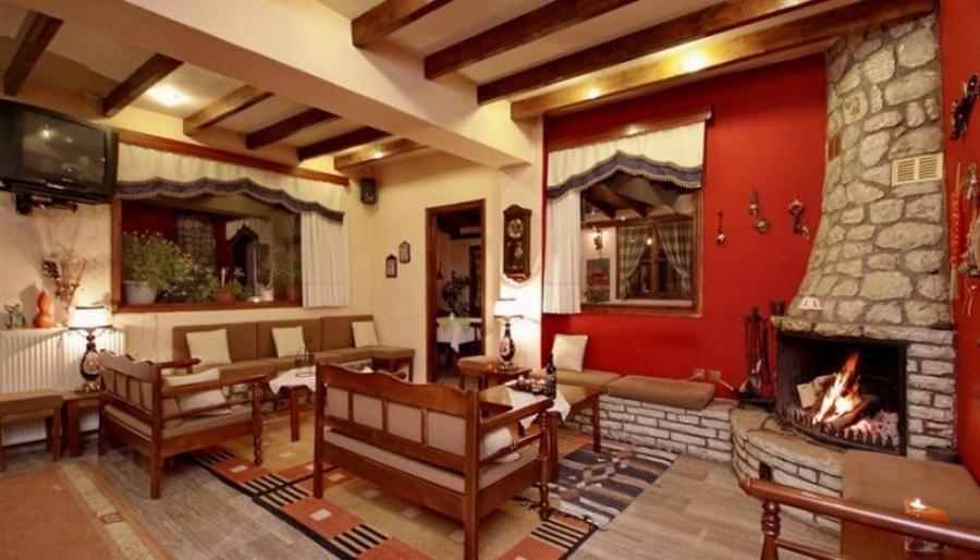 Ευκαιρία να Επισκεφτείς Φέτος την Μαγευτική Δημητσάνα Αρκαδίας με μια Προσφορά που θα Λατρέψεις!