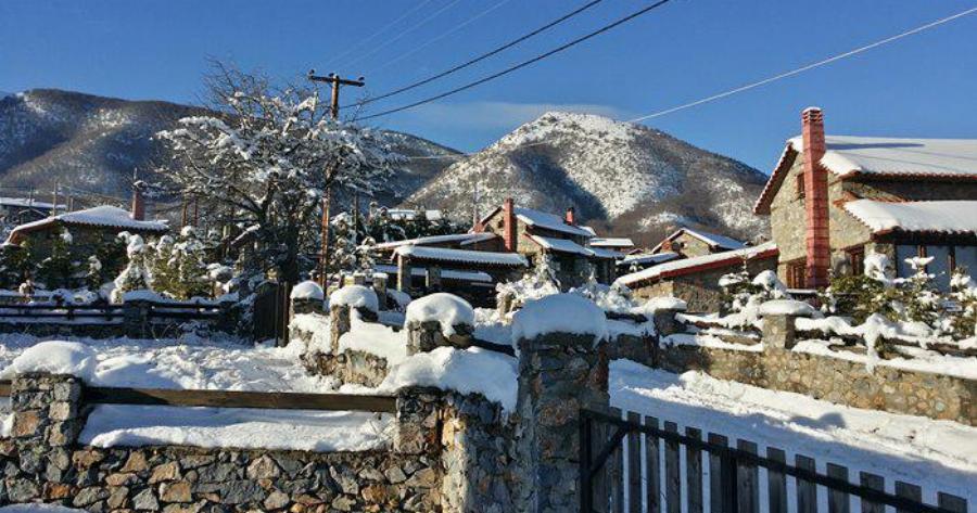 Η Αράχωβα της Μακεδονίας: Ένας υπέροχος πέτρινος οικισμός σε υψόμετρο 1.200 μέτρων που το ξέρουν ελάχιστοι.