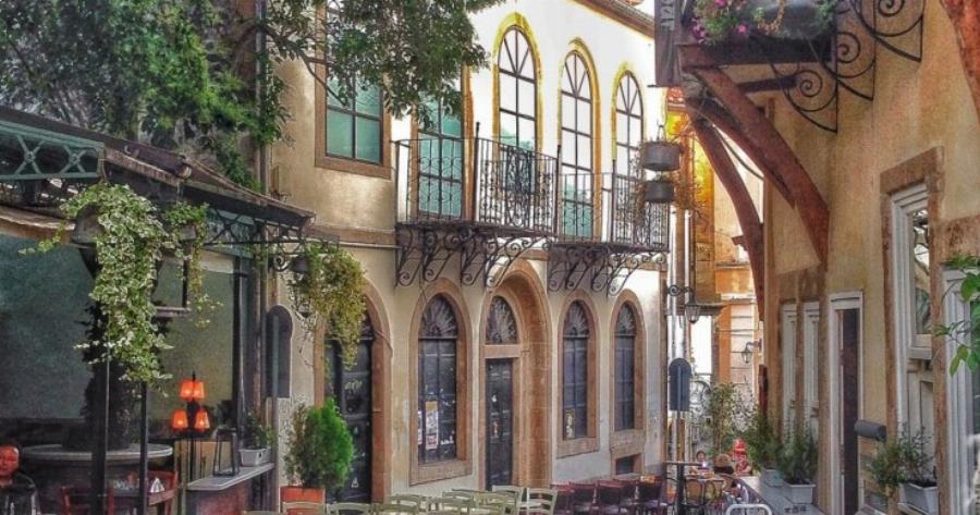 Ξάνθη: Η πιο πολύχρωμη ελληνική πόλη μοιάζει βγαλμένη από τα ωραιότερα παραμύθια