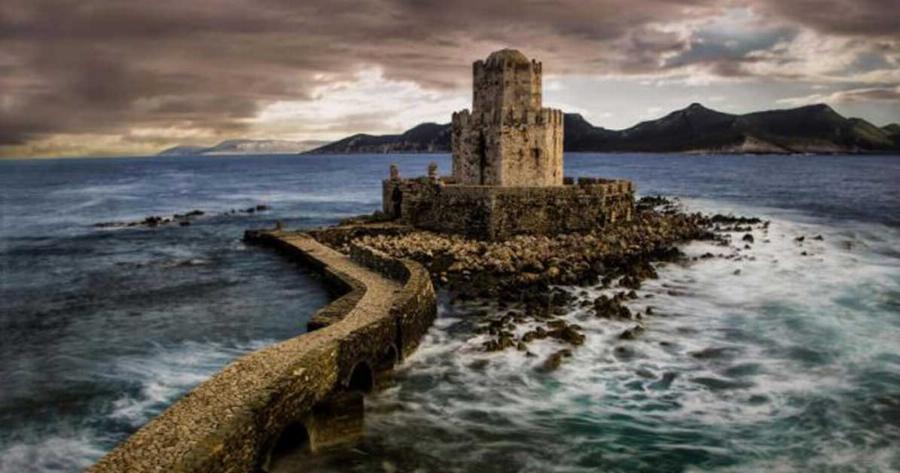 10 μέρη στην Ελλάδα που έχουν “ξεπηδήσει” από παραμύθι! Και όμως, υπάρχουν!