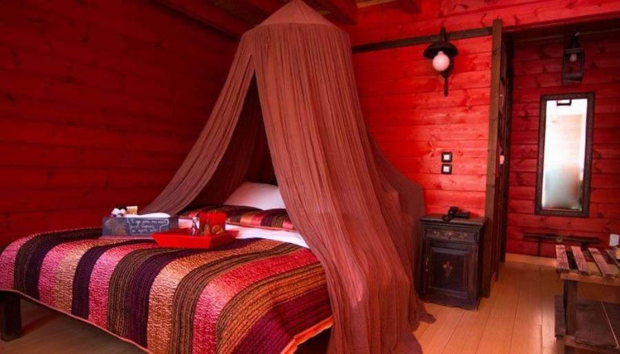 Πέρνα 3 Ημέρες με τον Αγαπημένο σου στα Τρίκαλα Κορινθίας, στο Μαγευτικό Σαλέ των Χρωμάτων, σε Τιμή Έκπληξη