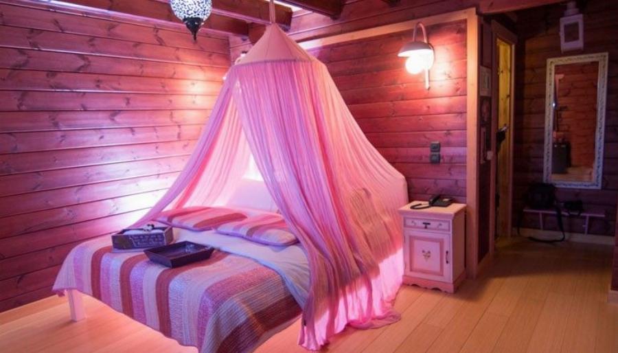 Πέρνα 3 Ημέρες με τον Αγαπημένο σου στα Τρίκαλα Κορινθίας, στο Μαγευτικό Σαλέ των Χρωμάτων, σε Τιμή Έκπληξη