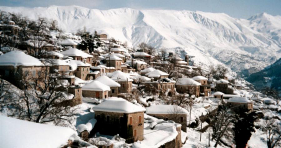 Οι 10 πιο Όμορφοι Χειμερινοί Προορισμοί της Ελλάδας μας: Στα Λιθόστρωτα Καλντερίμια τους θα Θέλετε να Χαθείτε για μια ζωή.