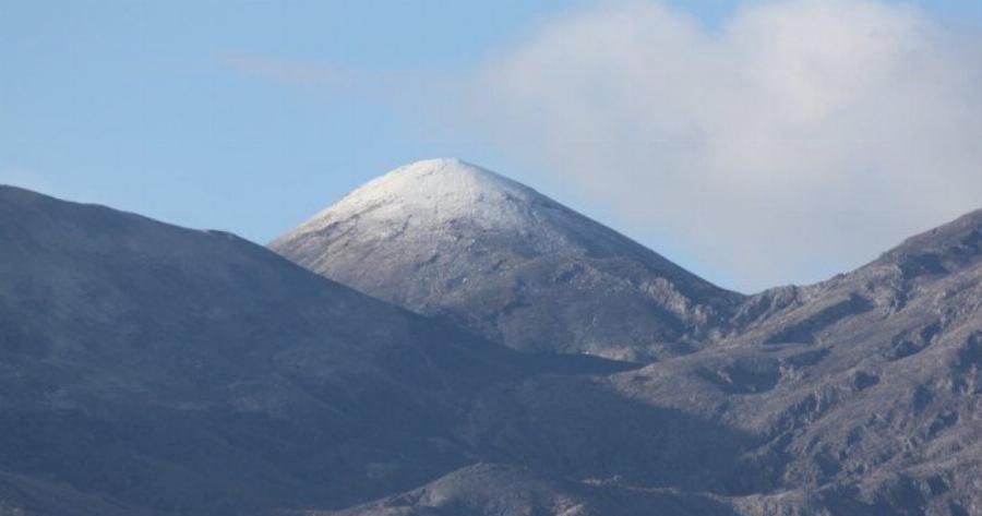 “Άσπρισαν” τα Λευκά Όρη και …”καλωσορίζουν” το χειμώνα – Εντυπωσιακές φωτογραφίες
