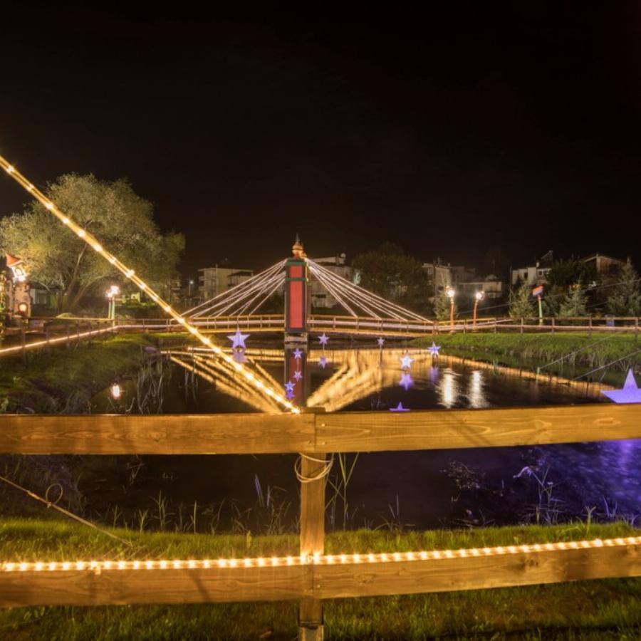 Ο Παράδεισος είναι Εδώ! Άνοιξε ο «Μύλος των Ξωτικών» στα Τρίκαλα και οι Χριστουγεννιάτικες Εικόνες σε Ταξιδεύουν.