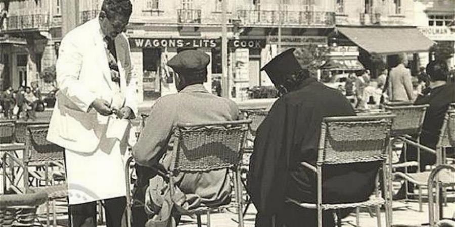 Χαρά: To Μυστικό του Ρετρό Ζαχαροπλαστείου Θρύλου στην Πατησίων που Αντέχει στην Κρίση 48 Ολόκληρα Χρόνια