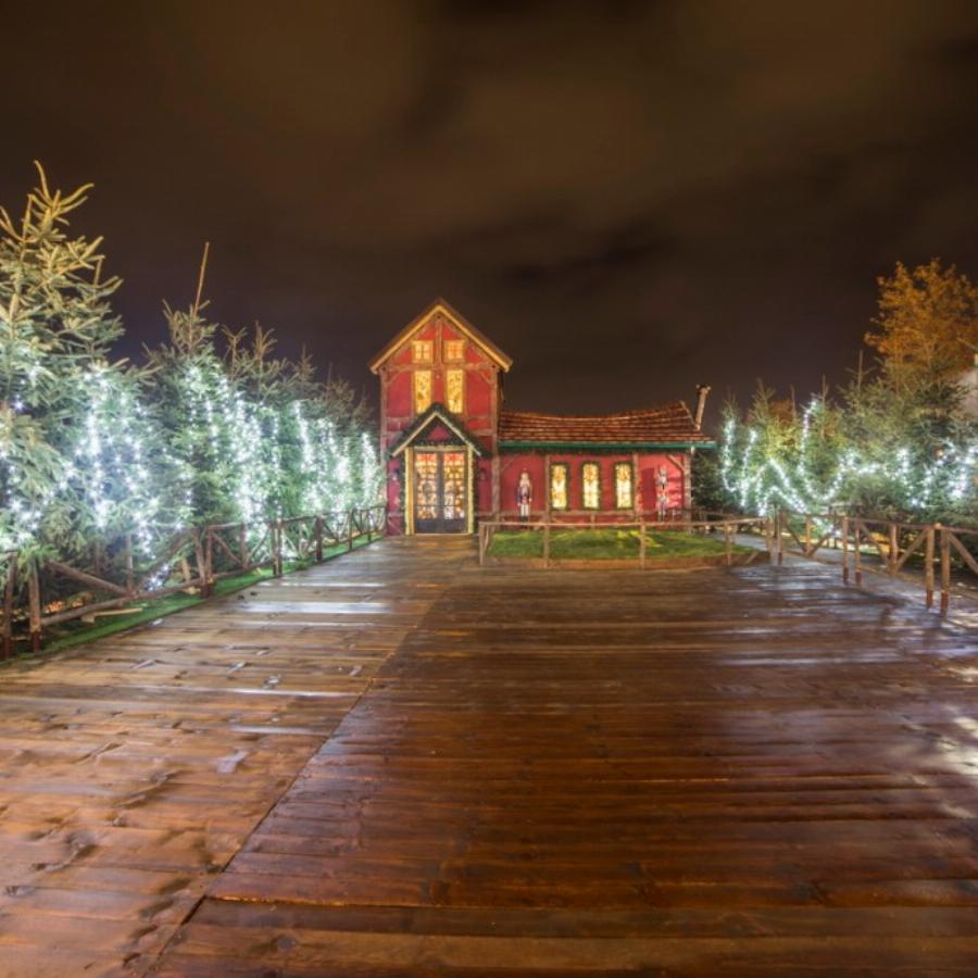 Ο Παράδεισος είναι Εδώ! Άνοιξε ο «Μύλος των Ξωτικών» στα Τρίκαλα και οι Χριστουγεννιάτικες Εικόνες σε Ταξιδεύουν.