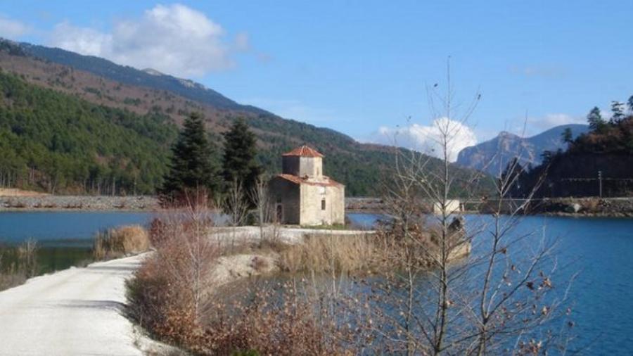 Φενεός: Η μικρή Ελληνική Ελβετία σε απόσταση αναπνοής από την Πρωτεύουσα.