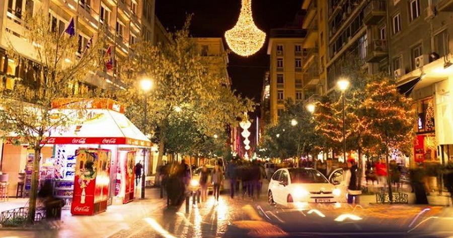 Πότε ξεκινάει το εορταστικό ωράριο στην Ελλάδα μας και ποιες Κυριακές θα είναι ανοιχτά τα μαγαζιά.