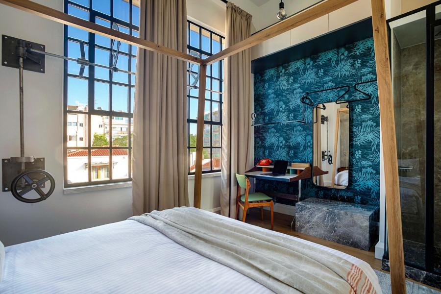 Ένα νέο ξενοδοχείο στου Ψυρρή με κάθετους κήπους και ταράτσα που μοιάζει με ελληνικό λιβάδι