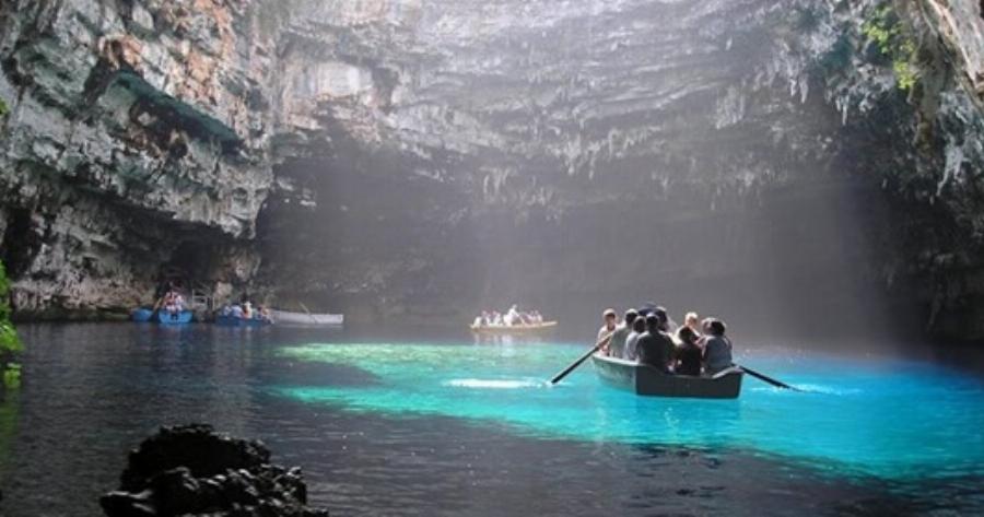 Νίκος Καζαντζάκης: Ένα μονάχα αξίζει.. Το ταξίδι