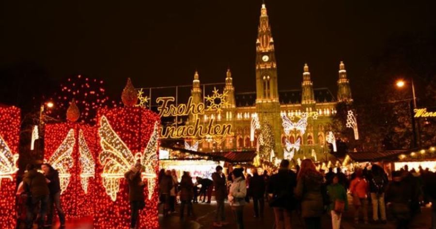 Άναψαν τα Χριστουγεννιάτικα φώτα στη Βιέννη για το 2019. Μαγευτικές εικόνες βγαλμένες από παραμύθι!