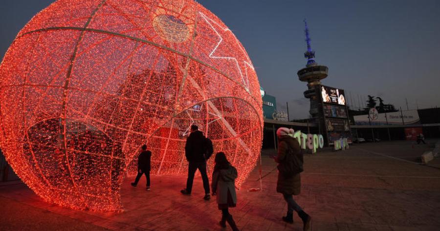 Ποιά Αθήνα; Δείτε τον “μαγικό” στολισμό της Θεσσαλονίκης