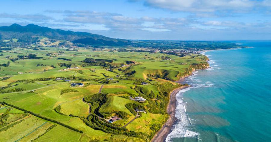 Πολυεκατομμυριούχος ψάχνει 10 άτομα για να ζήσουν μαζί του στον «παράδεισό» του