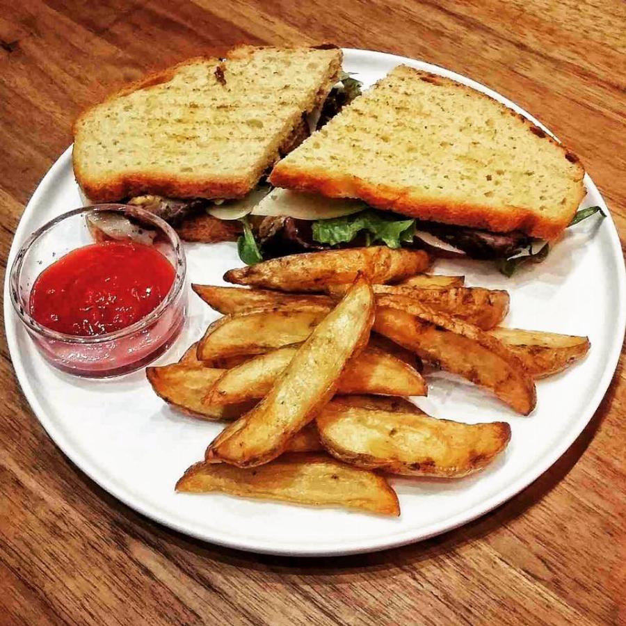 Τα πιο οικονομικά brunch στην Αθήνα για να φύγετε χορτασμένοι αλλά όχι «μαδημένοι»