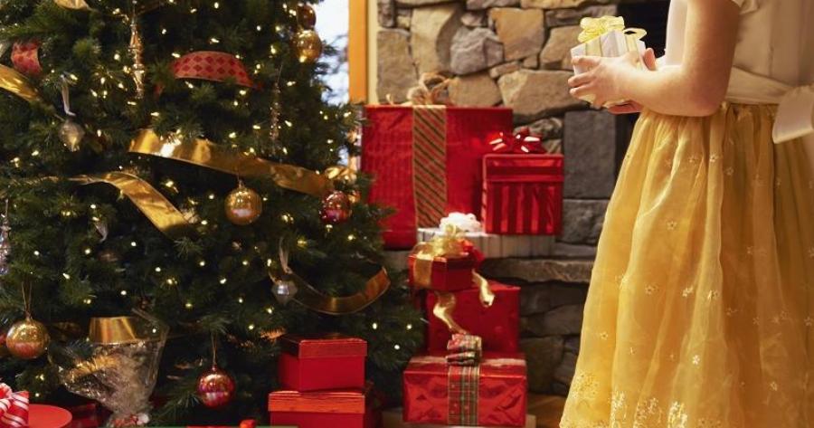 Καταλαβαίνεις ότι έχεις μεγαλώσει όταν τα Χριστούγεννα αντί για δώρα ζητάς ανθρώπους