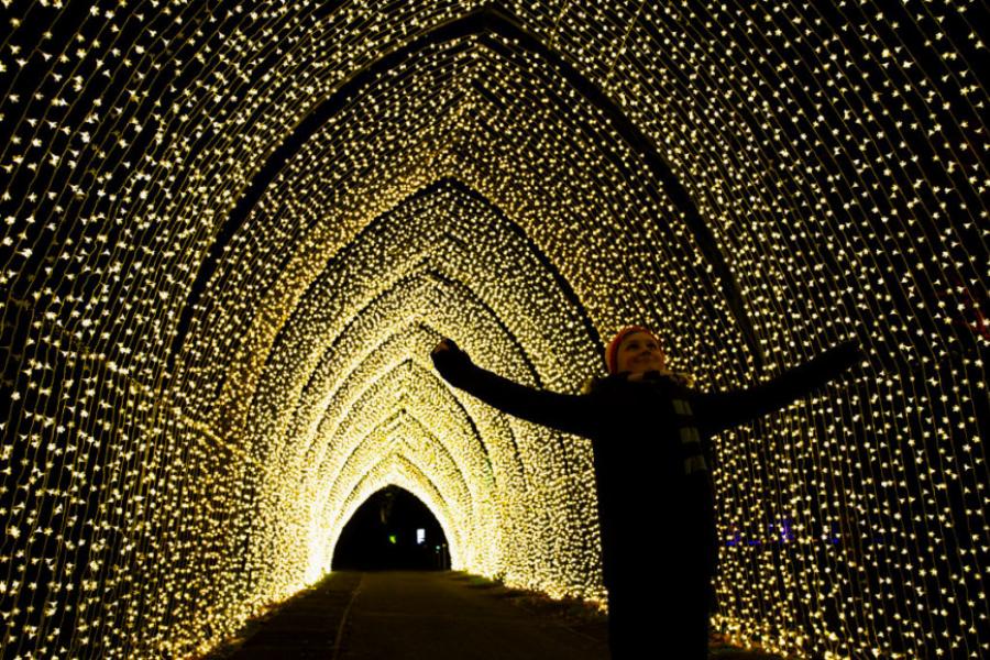 Χριστούγεννα στο Λονδίνο – Η βρετανική πρωτεύουσα λάμπει