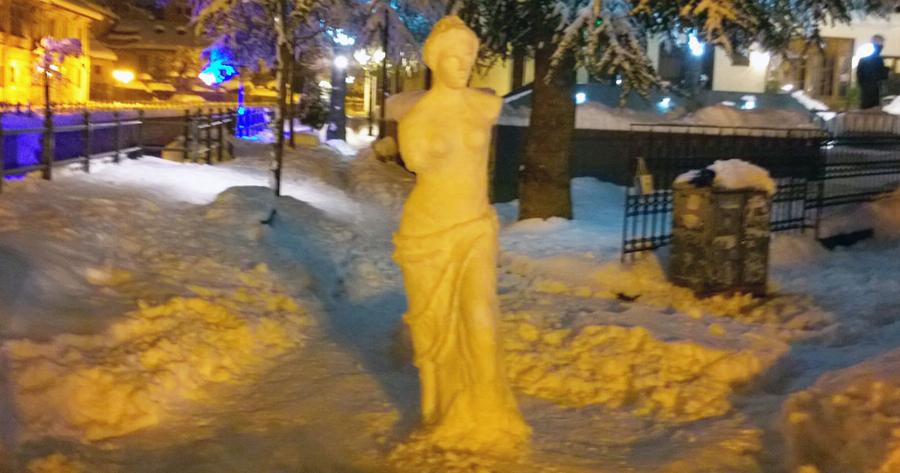 Μελομακάρονο για Γκίνες στην Παραμυθιά – 35 κιλά αλεύρι, 6,5 κιλά ζάχαρη, 20 κιλά σιρόπι