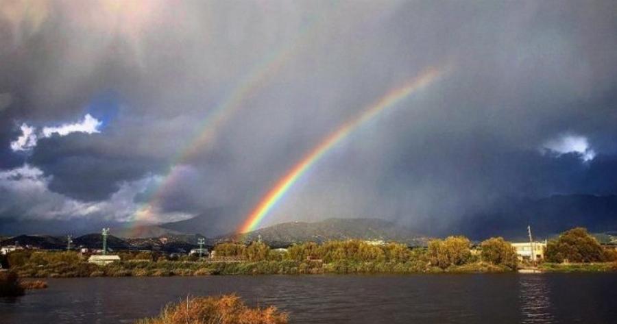 Διπλό χριστουγεννιάτικο ουράνιο τόξο εμφανίστηκε στον Ψηλορείτη