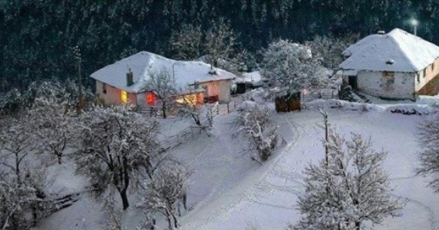 Πρωτοχρονιά στα μικρά χωριά της Ελλάδας. Εκεί που χρόνος πηγαίνει με άλλους ρυθμούς