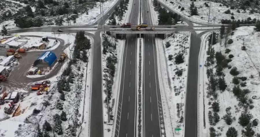 Εθνική Οδός: Το εντυπωσιακό σκηνικό με την Αθηνών-Λαμίας ντυμένη στα λευκά! (video)
