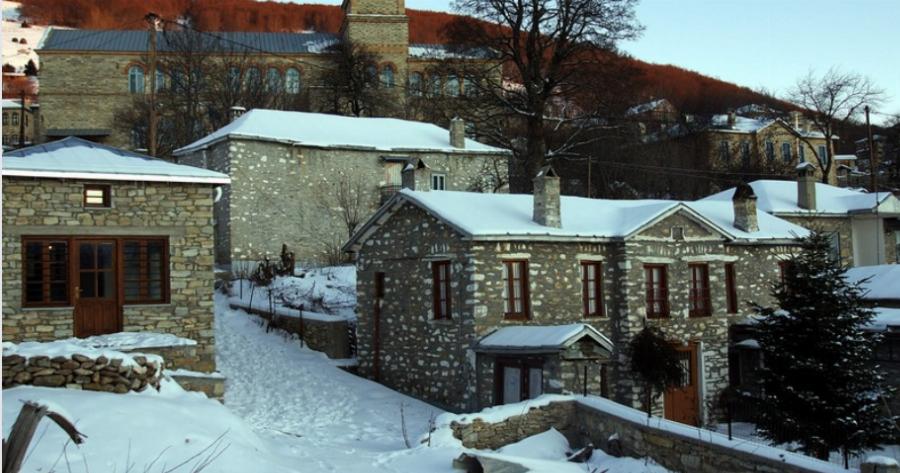 Νυμφαίο Φλώρινας: Ένα… παραμύθι φτιαγμένο από χιόνι!