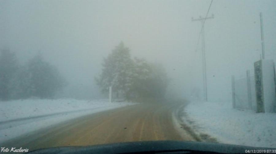 Στα λευκά ξύπνησε η βόρεια Ελλάδα – Τα πρώτα χιόνια σε Θεσσαλονίκη, Φλώρινα και Ξάνθη