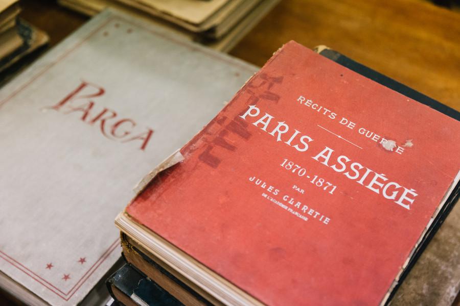 Ένα πρωινό στην εντυπωσιακή νέα βιβλιοθήκη της Φιλοσοφικής.