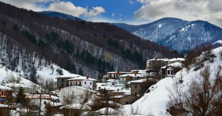 Χριστούγεννα στο Χωριό: 5 προορισμοί με πραγματικό άρωμα Ελλάδας!