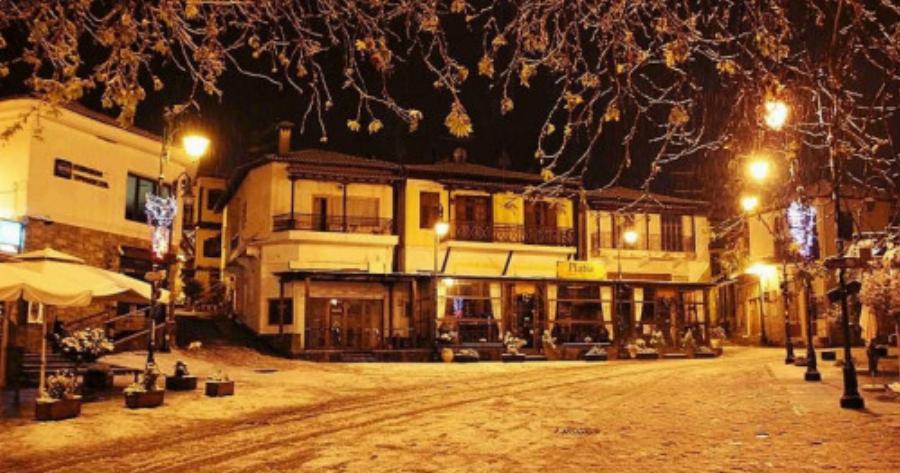 Στα λευκά ξύπνησε η βόρεια Ελλάδα – Τα πρώτα χιόνια σε Θεσσαλονίκη, Φλώρινα και Ξάνθη