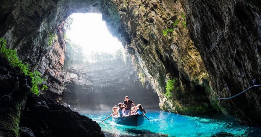 Κεφαλονιά: Ένα νησί γεμάτο με πανέμορφα γεωλογικά μυστήρια!