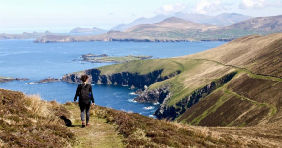 Ζητούνται δύο άτομα για εργασία σε απομονωμένο νησί στην Ιρλανδία και ήδη οι αιτήσεις είναι εκατοντάδες