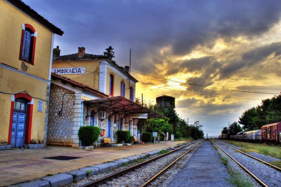 Μόνο για 2: Τέσσερις υπέροχοι προορισμοί, που γίνονται και σούπερ ρομαντικές μονοήμερες και τέλεια Σαββατοκύριακα για δύο.