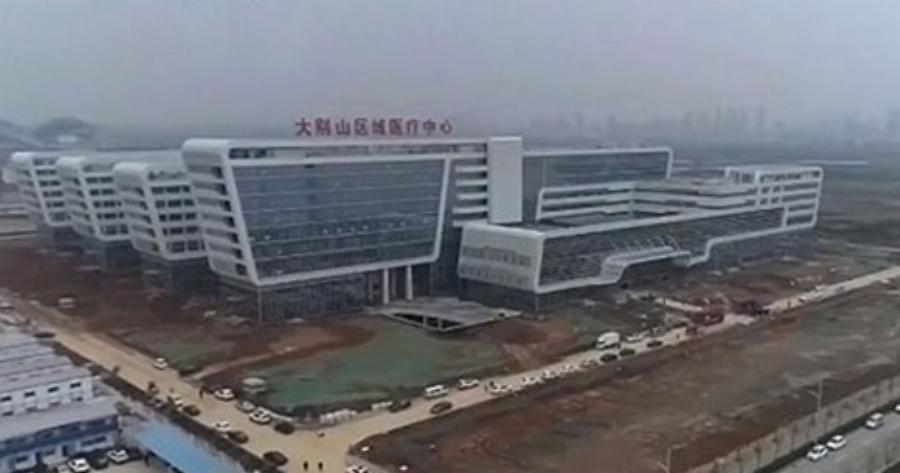 Aπίστευτα πράγματα: Σε 5 μέρες ετοίμασαν το νοσοκομείο στην Κίνα για τον κοροναϊό