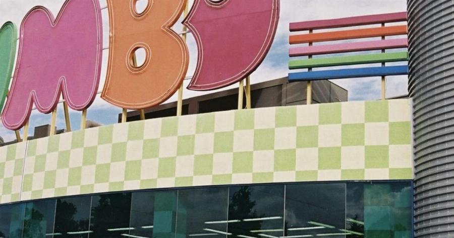 Jumbo: Οι εργαζόμενοι κατεβάζουν ρολά για τις Κυριακές