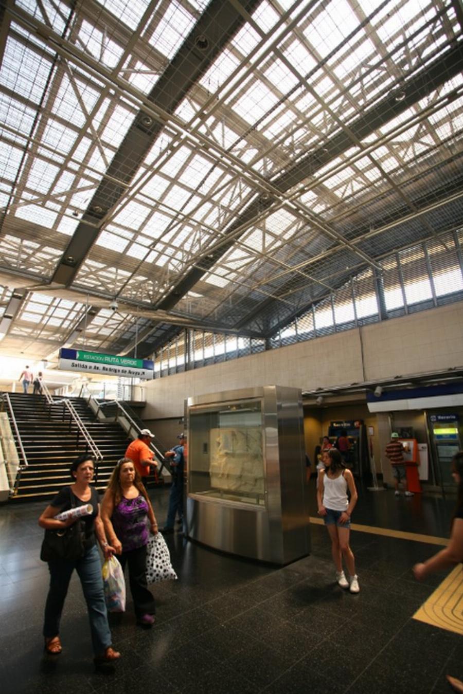 Στη μακρινή Χιλή υπάρχει ένας σταθμός του Μετρό που λέγεται (και θυμίζει) “Ελλάδα”