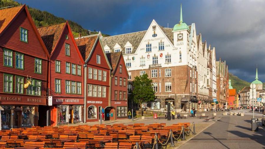 Μπέργκεν: Μια πόλη βγαλμένη από τα ωραιότερα καρτ ποστάλ!