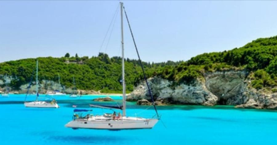 Παξοί: Το νησί που έφτιαξε ο Ποσειδώνας για να ζήσει τον έρωτά του είναι ένας Παράδεισος τσέπης
