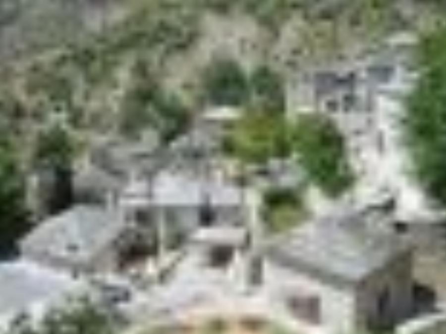 Συρράκο και Καλαρρύτες: Ομορφιές που δεν τις χορταίνει το μάτι