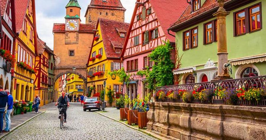 Μικρές παραμυθένιες πόλεις στην Ευρώπη
