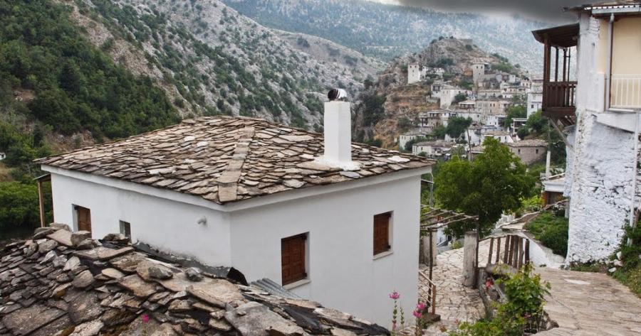 Τα 10 ωραιότερα ορεινά χωριά της Πελοποννήσου που δυσκολευόμαστε να διαλέξουμε το καλύτερο