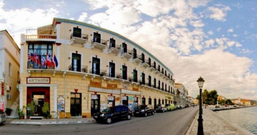 Ο Πιο Ρομαντικός Προορισμός Στην Πελοπόννησο Είναι Μια Υπέροχη Ελληνική Πόλη Που Θυμίζει.. Νησί