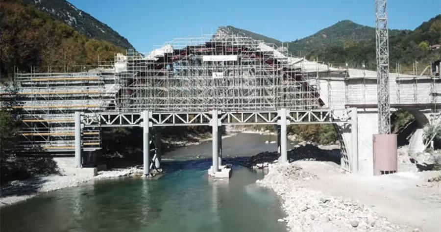 Αναστηλώθηκε το ιστορικό πέτρινο γεφύρι της Πλάκας