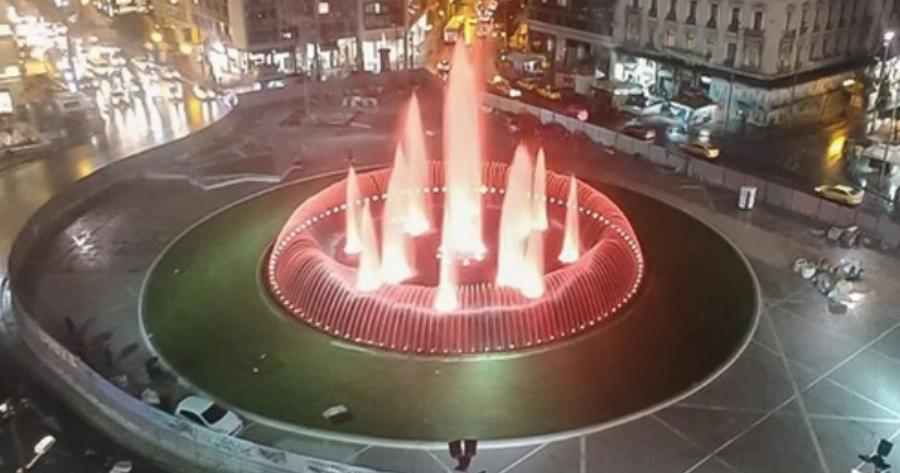 Οι Αθηναίοι ξαναβρίσκουν την αγαπημένη τους πλατεία Ομόνοιας