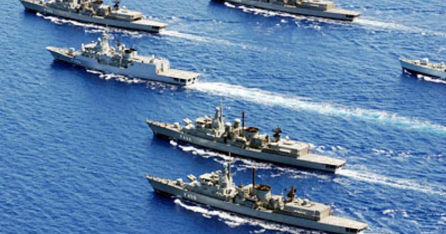 Η Ελλάδα στέλνει 50 πολεμικά πλοία στα ελληνικά νησιά για να προστατεύσει τα σύνορά της
