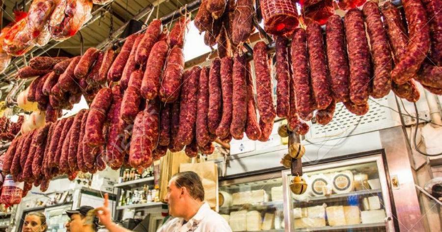 Ιταλία: Ψήφισε νόμο οι τροφές που περισσεύουν να πηγαίνουν στη φιλανθρωπία, όχι στα σκουπίδια